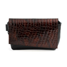 Încărcați imaginea în vizualizatorul Galeriei, Geantă de talie din piele