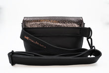 Kép betöltése a galériamegjelenítőbe: Bőr övtáska