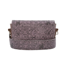 Încărcați imaginea în vizualizatorul Galeriei, Crossbody