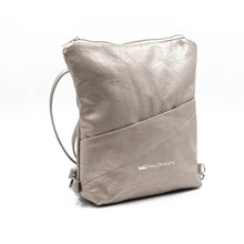 Încărcați imaginea în vizualizatorul Galeriei, Rucsac mic