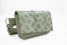 Încărcați imaginea în vizualizatorul Galeriei, Geantă de talie din piele