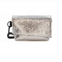 Kép betöltése a galériamegjelenítőbe: Bőr övtáska