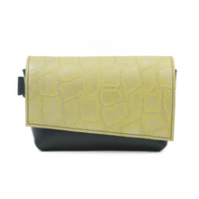 Încărcați imaginea în vizualizatorul Galeriei, Geantă de talie din piele