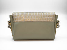Încărcați imaginea în vizualizatorul Galeriei, Crossbody