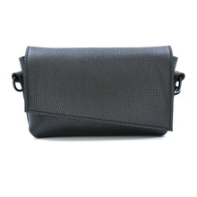 Kép betöltése a galériamegjelenítőbe: Bőr crossbody táska