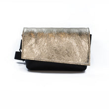 Încărcați imaginea în vizualizatorul Galeriei, Geantă de talie din piele