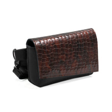 Încărcați imaginea în vizualizatorul Galeriei, Geantă de talie din piele