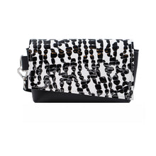 Încărcați imaginea în vizualizatorul Galeriei, Geantă de talie din piele