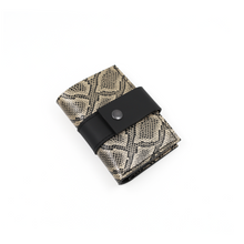 Load image into Gallery viewer, Leather Wallet