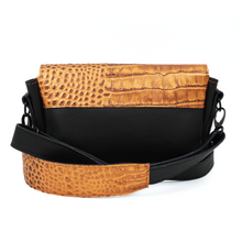 Kép betöltése a galériamegjelenítőbe: CrossBody
