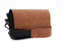 Load image into Gallery viewer, Crossbody