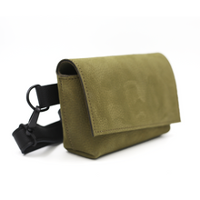 Încărcați imaginea în vizualizatorul Galeriei, Geantă de talie din piele