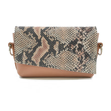 Load image into Gallery viewer, Leather Crossbody Bag