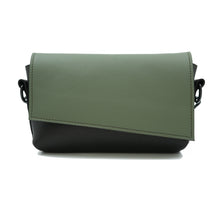 Kép betöltése a galériamegjelenítőbe: Bőr crossbody táska