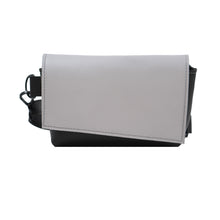 Încărcați imaginea în vizualizatorul Galeriei, Geantă de talie din piele