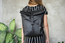 Load image into Gallery viewer, Leather Backpack