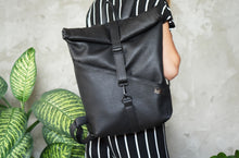 Load image into Gallery viewer, Leather Backpack