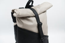 Încărcați imaginea în vizualizatorul Galeriei, Rucsac din piele