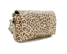 Load image into Gallery viewer, Leather Crossbody Bag