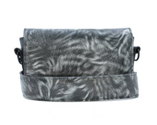 Load image into Gallery viewer, Leather Crossbody Bag