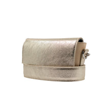 Încărcați imaginea în vizualizatorul Galeriei, Geantă crossbody din piele