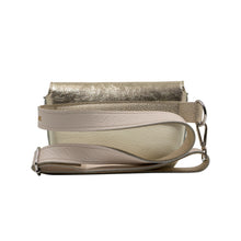 Încărcați imaginea în vizualizatorul Galeriei, Borsetă din piele