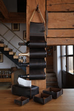 Încărcați imaginea în vizualizatorul Galeriei, Suport pentru sticle de vin