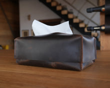 Încărcați imaginea în vizualizatorul Galeriei, Suport pentru sticle de vin