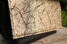 Încărcați imaginea în vizualizatorul Galeriei, Geantă de talie din piele