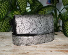 Load image into Gallery viewer, Crossbody