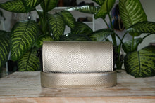 Load image into Gallery viewer, Crossbody