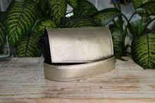 Load image into Gallery viewer, Crossbody