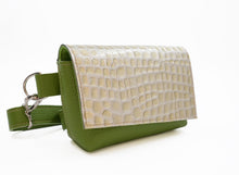 Încărcați imaginea în vizualizatorul Galeriei, Geantă de talie din piele