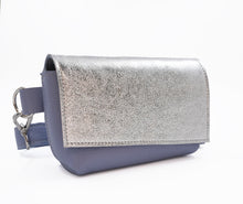 Încărcați imaginea în vizualizatorul Galeriei, Geantă de talie din piele