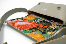 Încărcați imaginea în vizualizatorul Galeriei, Geantă de talie din piele