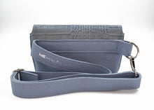 Kép betöltése a galériamegjelenítőbe: Bőr övtáska