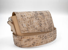 Load image into Gallery viewer, Crossbody