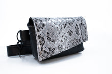 Load image into Gallery viewer, Small Leather Waist Bag