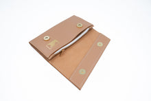 Kép betöltése a galériamegjelenítőbe: Bőr pénztárca