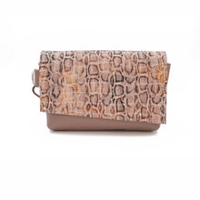 Încărcați imaginea în vizualizatorul Galeriei, Geantă de talie din piele