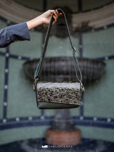 Încărcați imaginea în vizualizatorul Galeriei, Crossbody