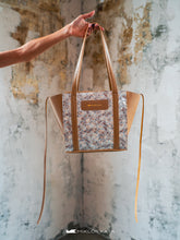 Load image into Gallery viewer, Leather Tote Bag