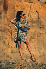 Încărcați imaginea în vizualizatorul Galeriei, Geantă de talie din piele