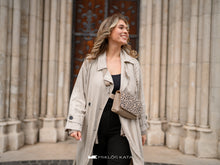 Încărcați imaginea în vizualizatorul Galeriei, Geantă de talie din piele