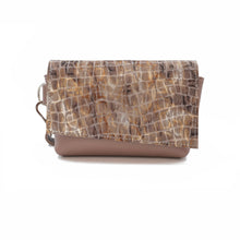 Încărcați imaginea în vizualizatorul Galeriei, Geantă de talie din piele