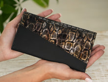 Kép betöltése a galériamegjelenítőbe: Bőr pénztárca