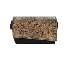 Încărcați imaginea în vizualizatorul Galeriei, Geantă de talie din piele