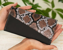 Kép betöltése a galériamegjelenítőbe: Bőr pénztárca