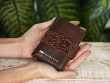 Load image into Gallery viewer, Leather Wallet