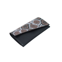 Kép betöltése a galériamegjelenítőbe: Bőr pénztárca